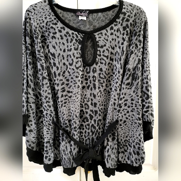 Blouse - Picture 9 of 13